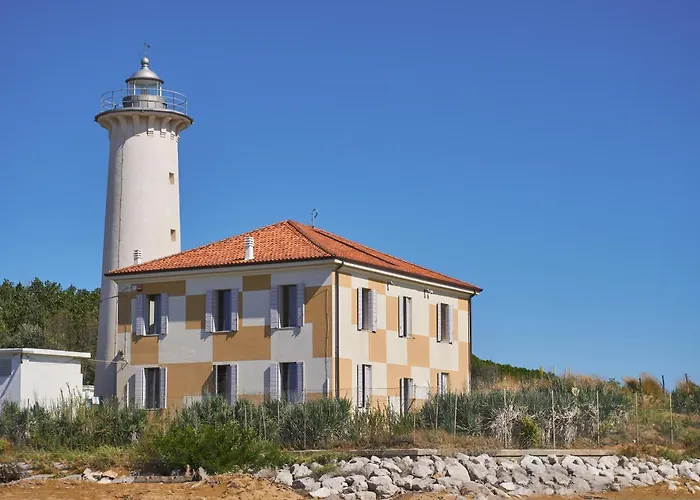 Beachfront Two-room Apartment-beahost