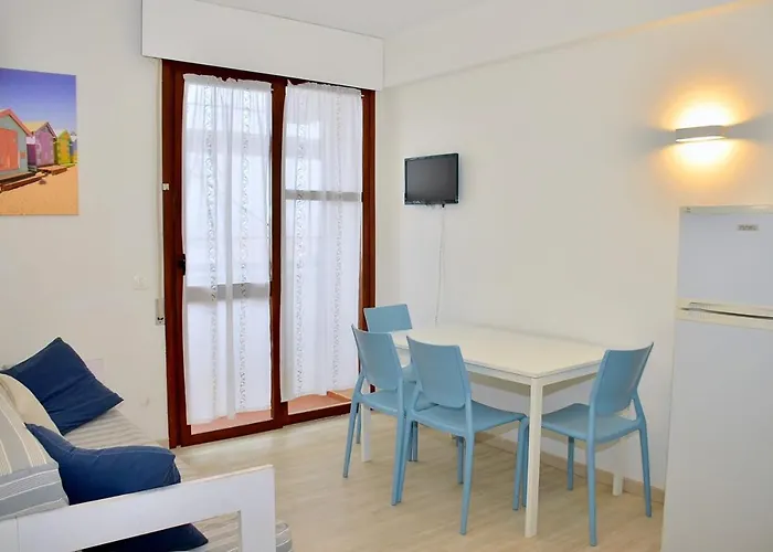 Beachfront Two-room Apartment-beahost Daire Bibione
