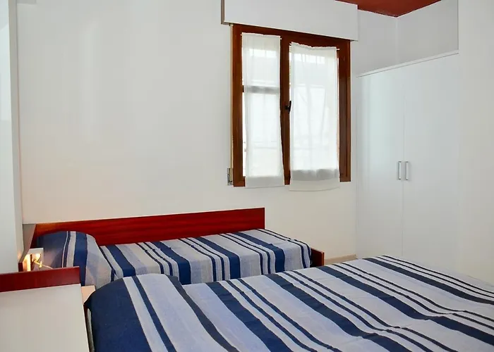 Daire Beachfront Two-room Apartment-beahost