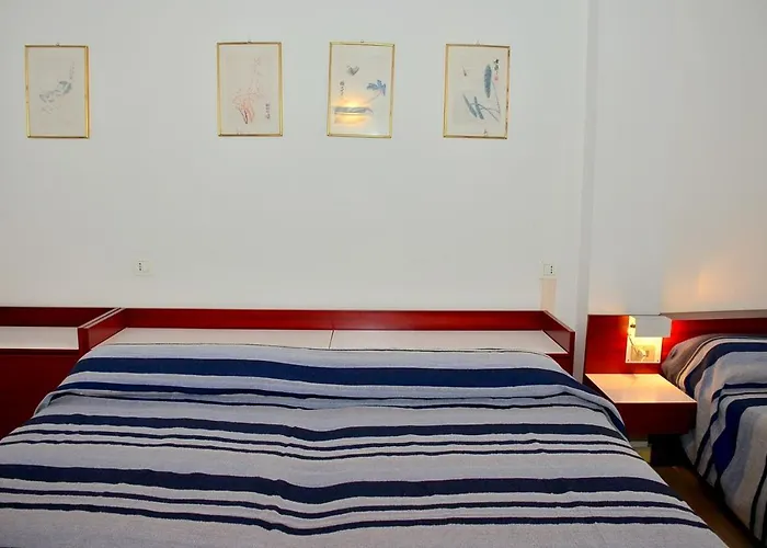 Appartamento Beachfront Two-room Apartment-beahost *